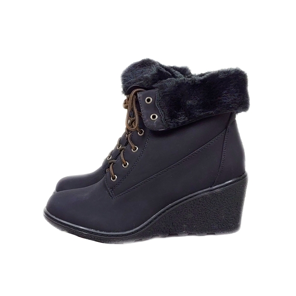 -NWT Dream Pairs Wm 10 Amstorm Blk Faux Suede Boots - Picture 6 of 8